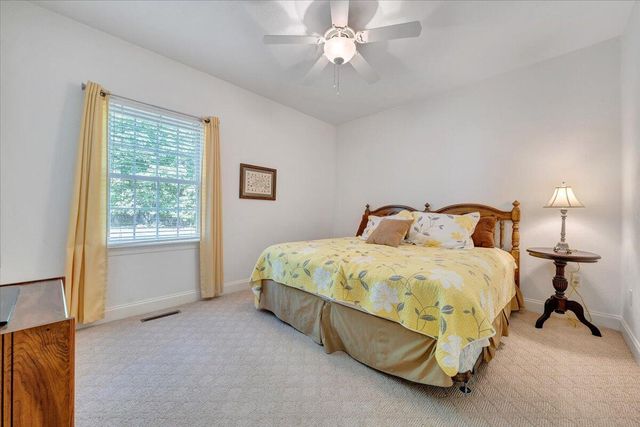 23 Alean RD, Rocky Mount, VA 24151