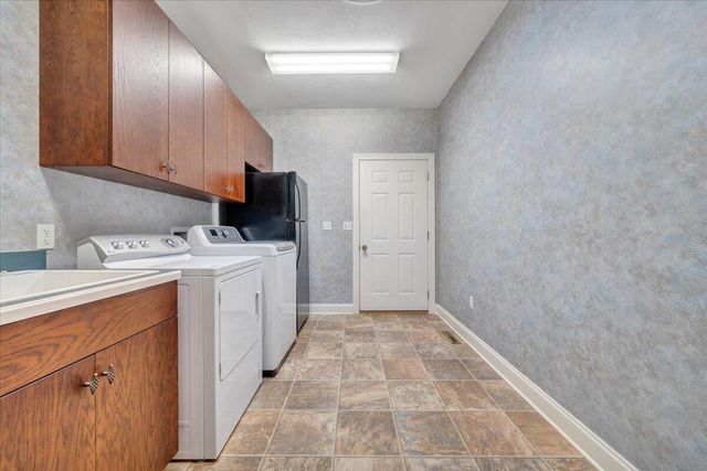 23 Alean RD, Rocky Mount, VA 24151