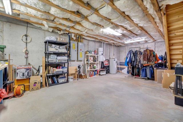 23 Alean RD, Rocky Mount, VA 24151