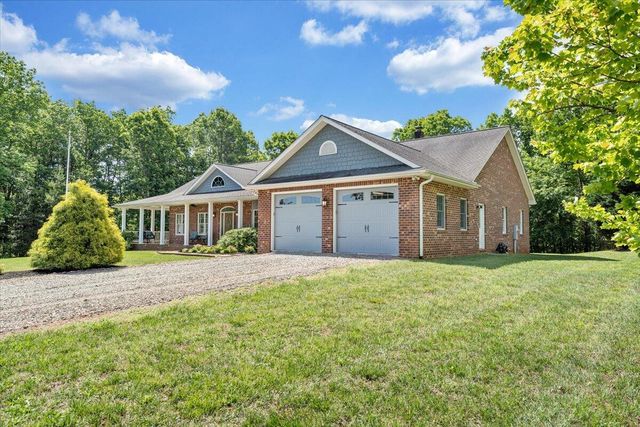 23 Alean RD, Rocky Mount, VA 24151