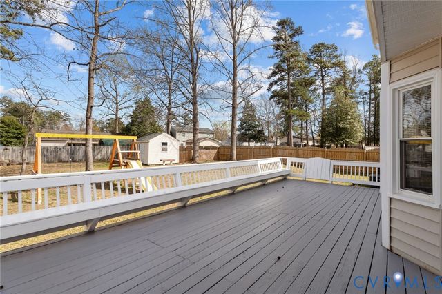 7205 Pineleaf Dr, North Chesterfield, VA 23234