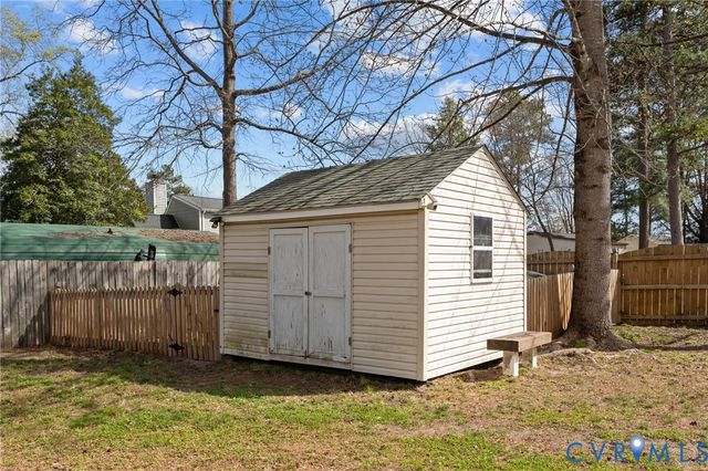 7205 Pineleaf Dr, North Chesterfield, VA 23234