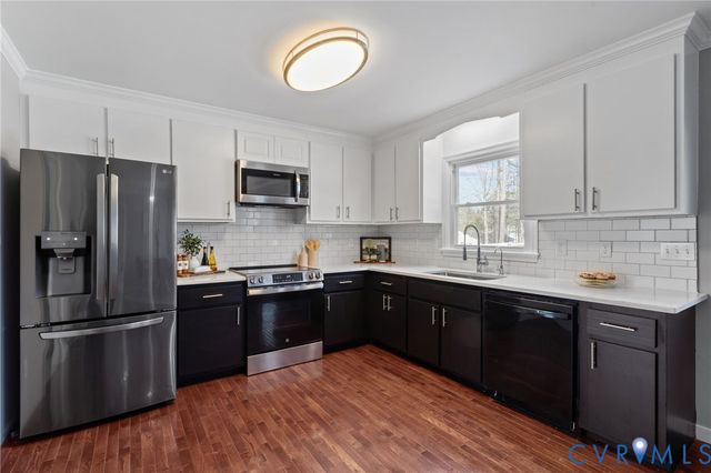 7205 Pineleaf Dr, North Chesterfield, VA 23234