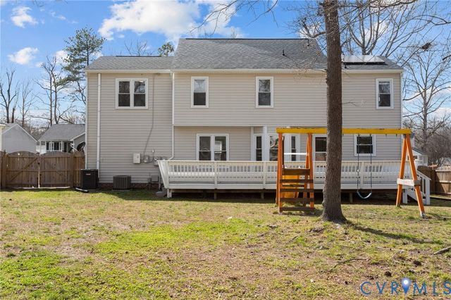 7205 Pineleaf Dr, North Chesterfield, VA 23234