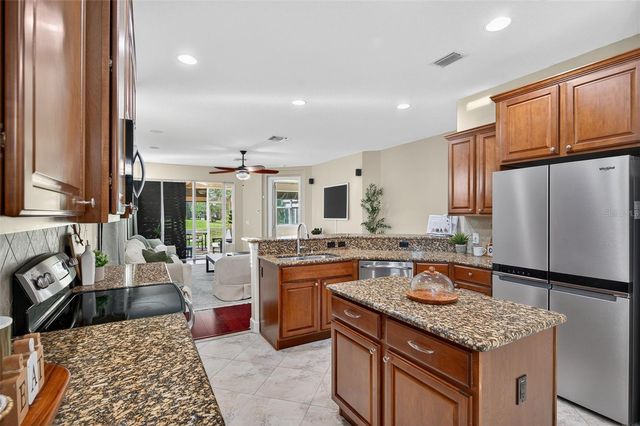 7710 TUSCANY WOODS DRIVE, Tampa, FL 33647