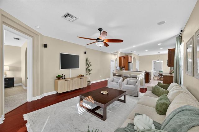 7710 TUSCANY WOODS DRIVE, Tampa, FL 33647