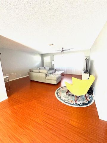 1314 NW 2nd Avenue, Boca Raton, FL 33432