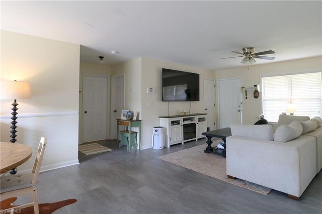 285 Raven Circle, Lexington, NC 27292