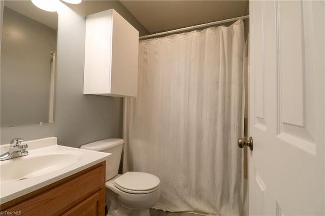 285 Raven Circle, Lexington, NC 27292