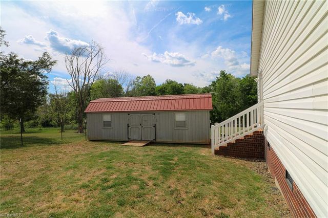 285 Raven Circle, Lexington, NC 27292