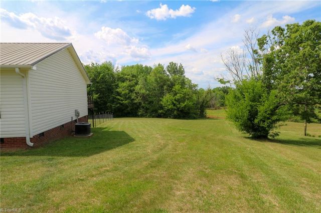 285 Raven Circle, Lexington, NC 27292