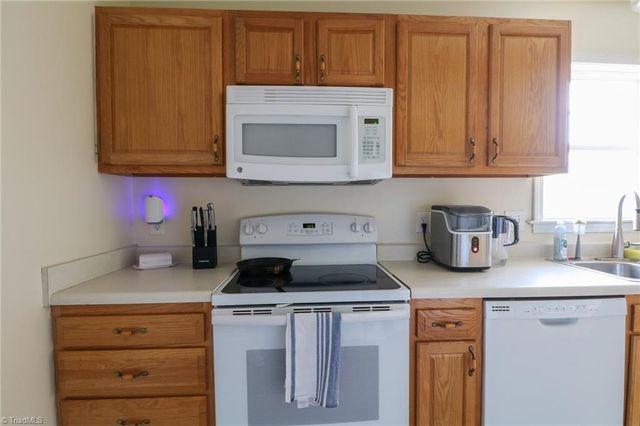 285 Raven Circle, Lexington, NC 27292