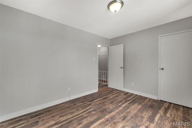 10736 Carroll Wood Way, St Louis, MO 63128