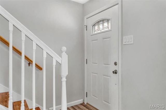 10736 Carroll Wood Way, St Louis, MO 63128