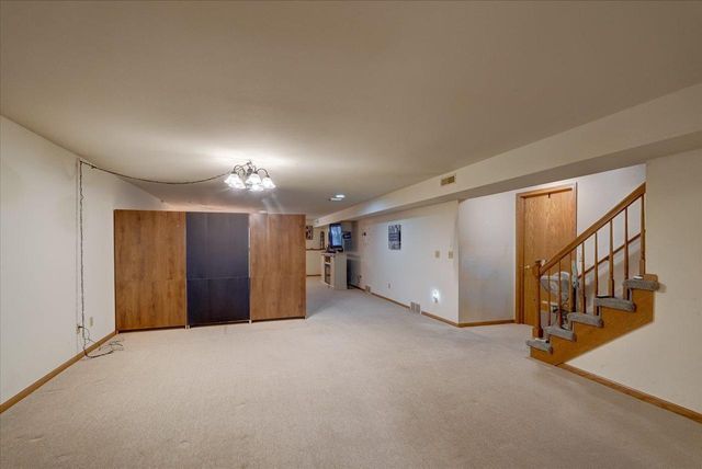 711 Kensington Square, Stoughton, WI 53589