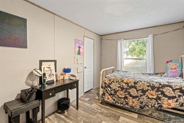 126 Hidden Fern, Floresville, TX 78114