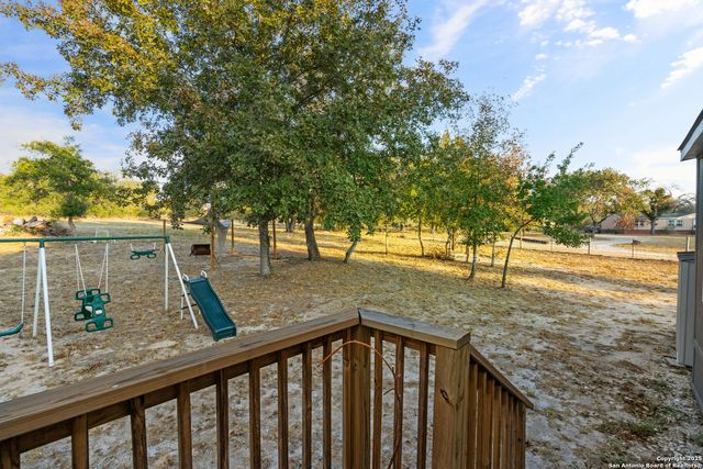 126 Hidden Fern, Floresville, TX 78114