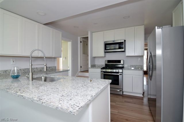 3380 Milverton Road, Shaker Heights, OH 44120
