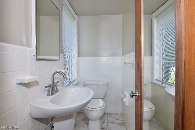 3380 Milverton Road, Shaker Heights, OH 44120