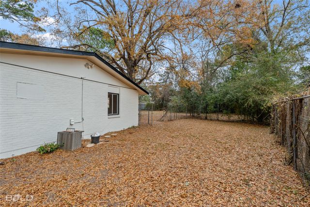 9621 Fairlawn Court, Shreveport, LA 71118