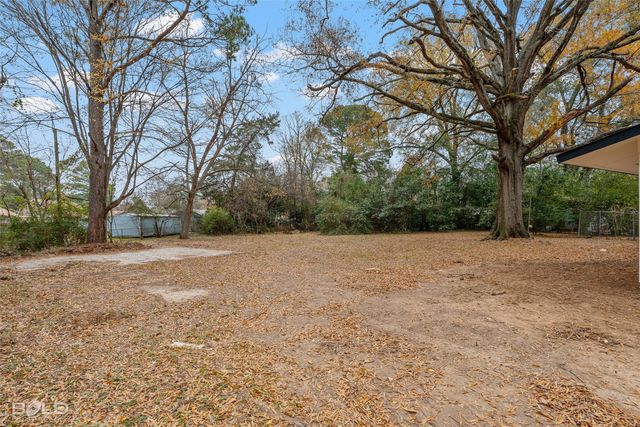 9621 Fairlawn Court, Shreveport, LA 71118