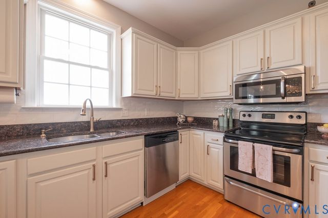 16114 Taylor Ridge Ln, Beaverdam, VA 23015