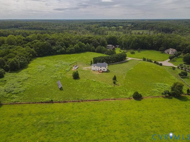 16114 Taylor Ridge Ln, Beaverdam, VA 23015