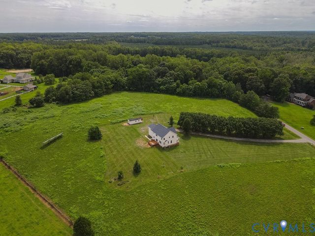 16114 Taylor Ridge Ln, Beaverdam, VA 23015