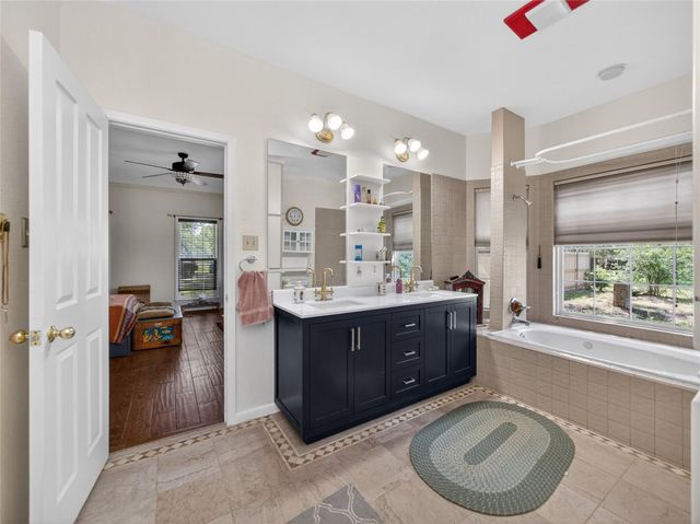 613 Breakaway RD, Cedar Park, TX 78613