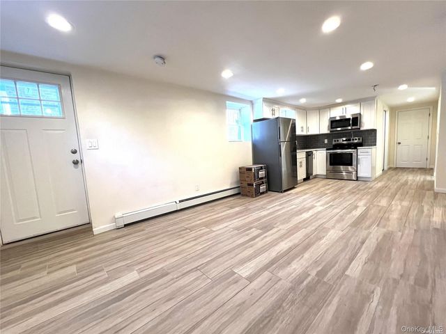 249 E Broadway, Long Beach, NY 11561