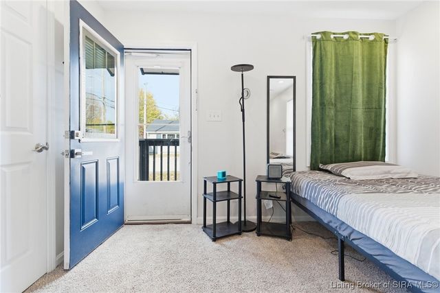 608 Crestview Court, Jeffersonville, IN 47130