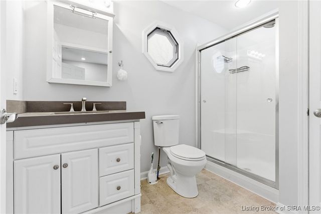 608 Crestview Court, Jeffersonville, IN 47130