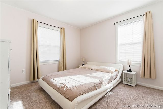 608 Crestview Court, Jeffersonville, IN 47130