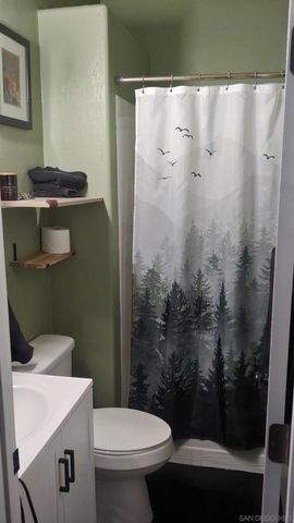 10843 Queen Ave, La Mesa, CA 91941