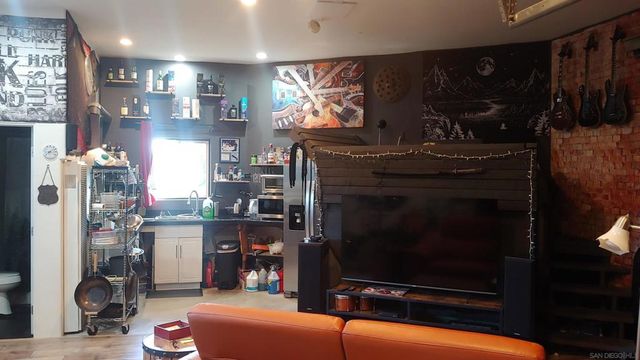 10843 Queen Ave, La Mesa, CA 91941