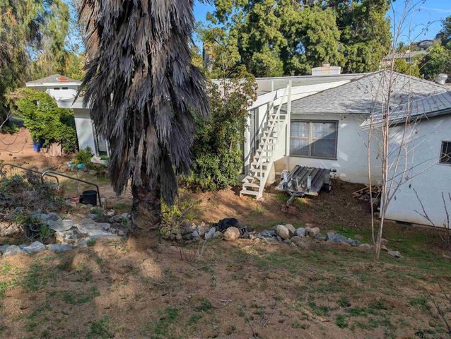 10843 Queen Ave, La Mesa, CA 91941