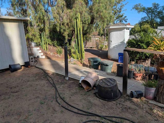 10843 Queen Ave, La Mesa, CA 91941