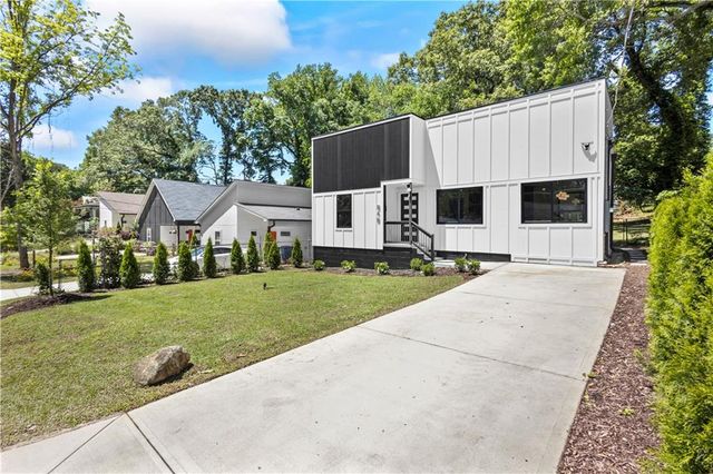 646 Robert Street NW, Atlanta, GA 30318