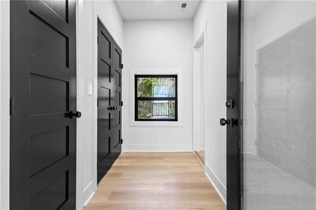 646 Robert Street NW, Atlanta, GA 30318