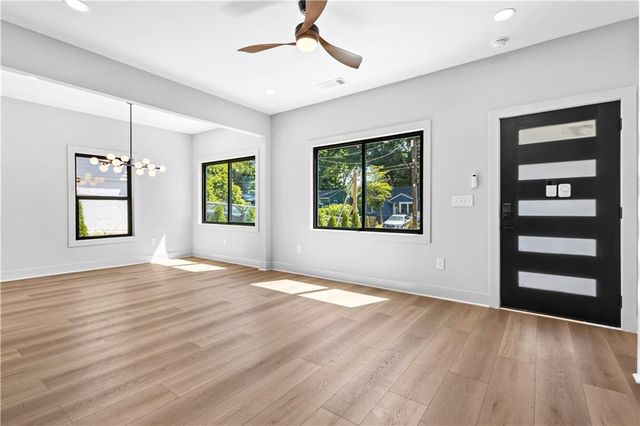 646 Robert Street NW, Atlanta, GA 30318