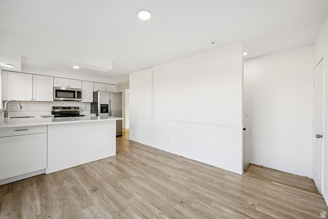 3020 W ROSA VISTA DR, Taylorsville, UT 84129