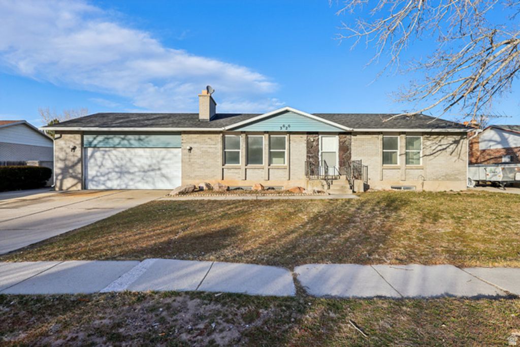 3020 W ROSA VISTA DR, Taylorsville, UT 84129