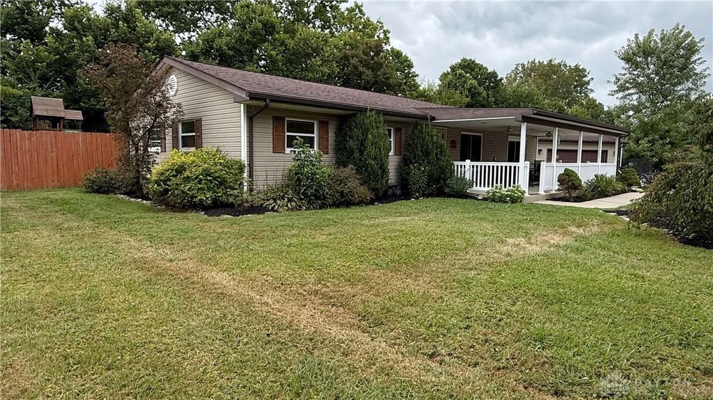 1020 Howard Court, West Alexandria, OH 45381