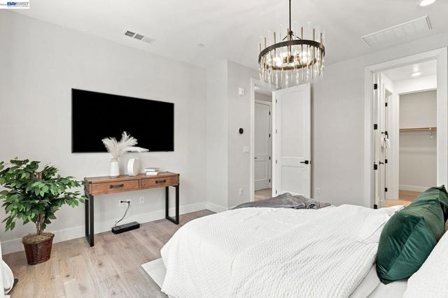332 Harcot Ter, Sunnyvale, CA 94085