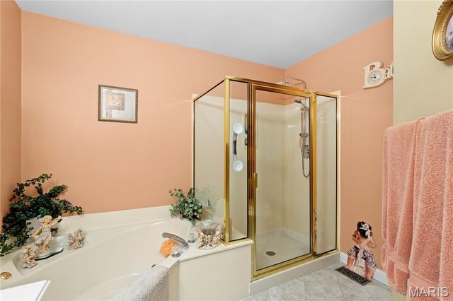 4576 Kerth Forest Drive, Mehlville, MO 63128