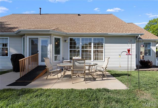4576 Kerth Forest Drive, Mehlville, MO 63128