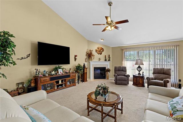 4576 Kerth Forest Drive, Mehlville, MO 63128