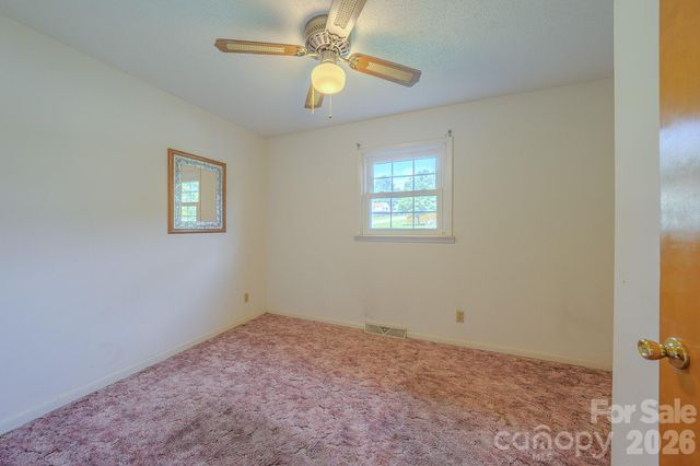 1169 Burkehurst Avenue, Morganton, NC 28655
