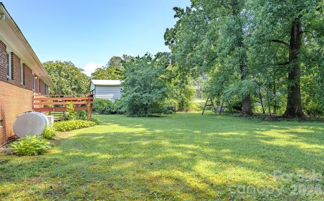1169 Burkehurst Avenue, Morganton, NC 28655