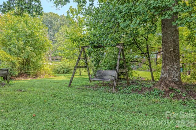 1169 Burkehurst Avenue, Morganton, NC 28655